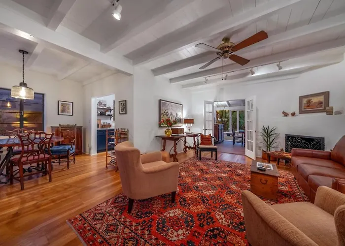 Сasa de vacaciones Pool, Historic And Charming, 2br 2ba, Fenced Yard Tucson